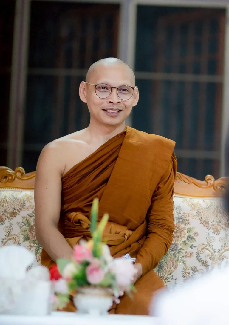 พระครูสิริวชิรญาณ วิ. เจ้าอาวาสวัดกรดงาม