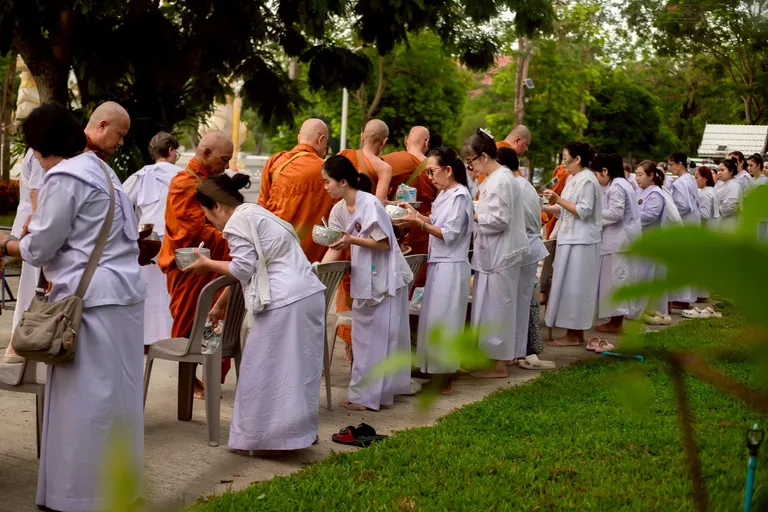 โครงการปฏิบัติธรรมรุ่นที่ 87