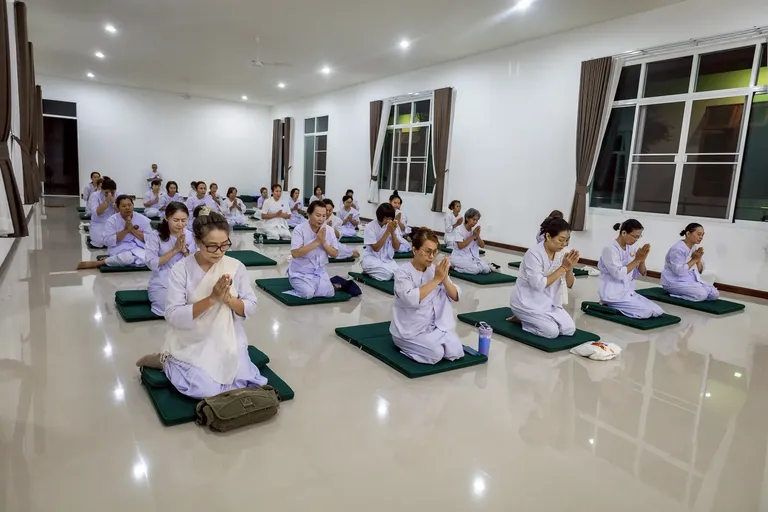 โครงการปฏิบัติธรรมรุ่นที่ 87