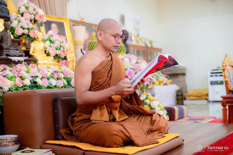 #เข้าวัดวันอาทิตย์ #สวดมนต์ #ฟังธรรม