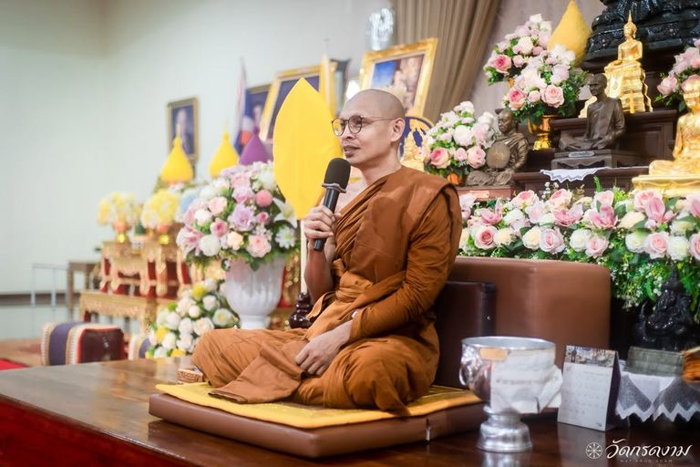 ฟังธรรมบรรยายภาคปฏิบัติ
