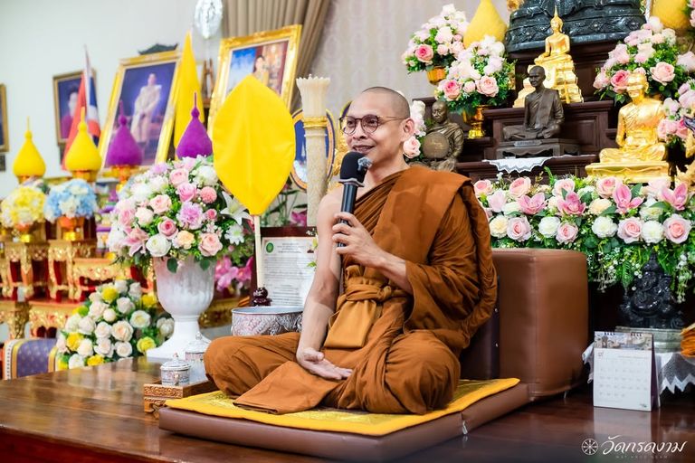 ฟังธรรมบรรยายภาคปฏิบัติ